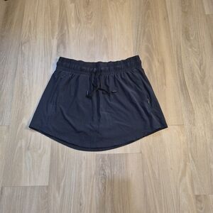 All in motion skort size M